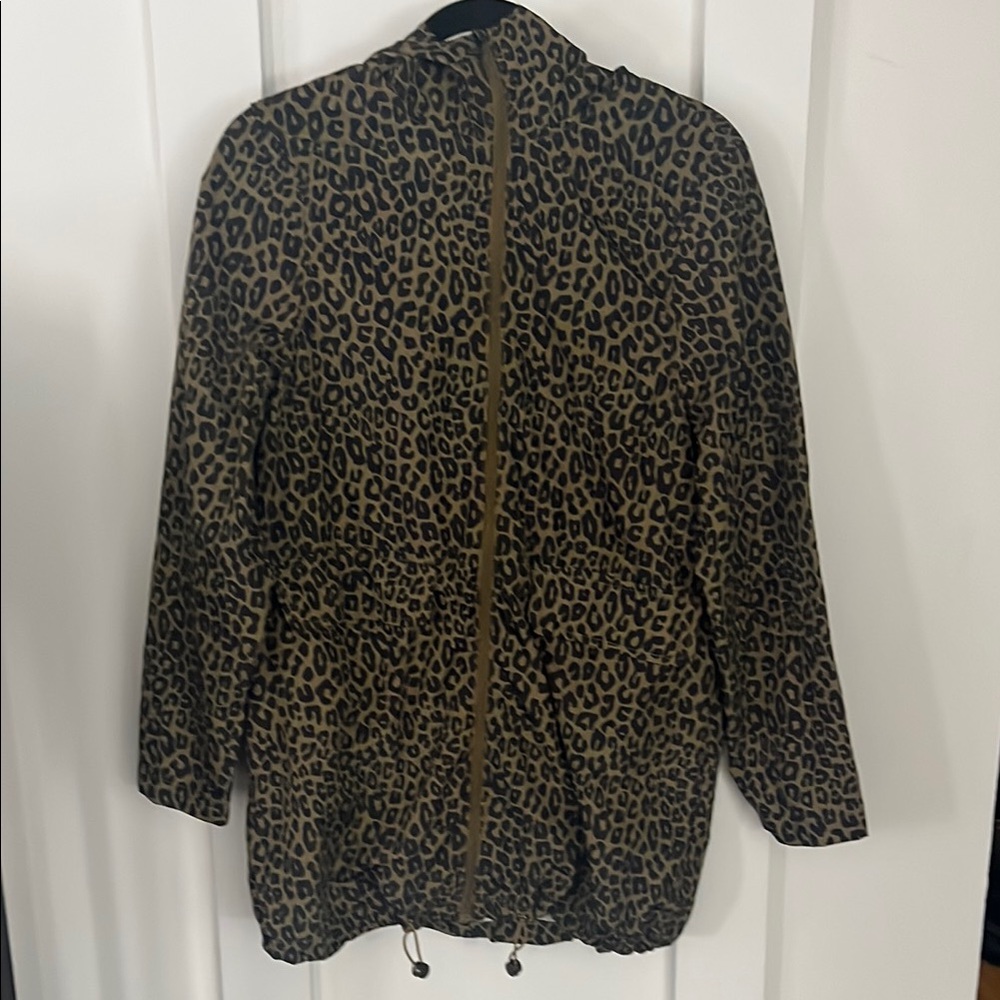 Brown and black lightweight Jacket with leopard Print
